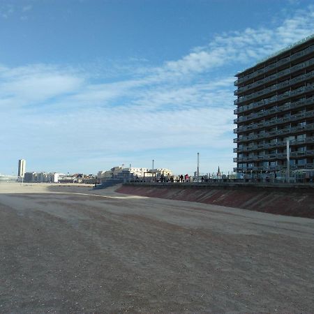 Residentie Aldis Met Zeezicht Leilighet Oostende Eksteriør bilde