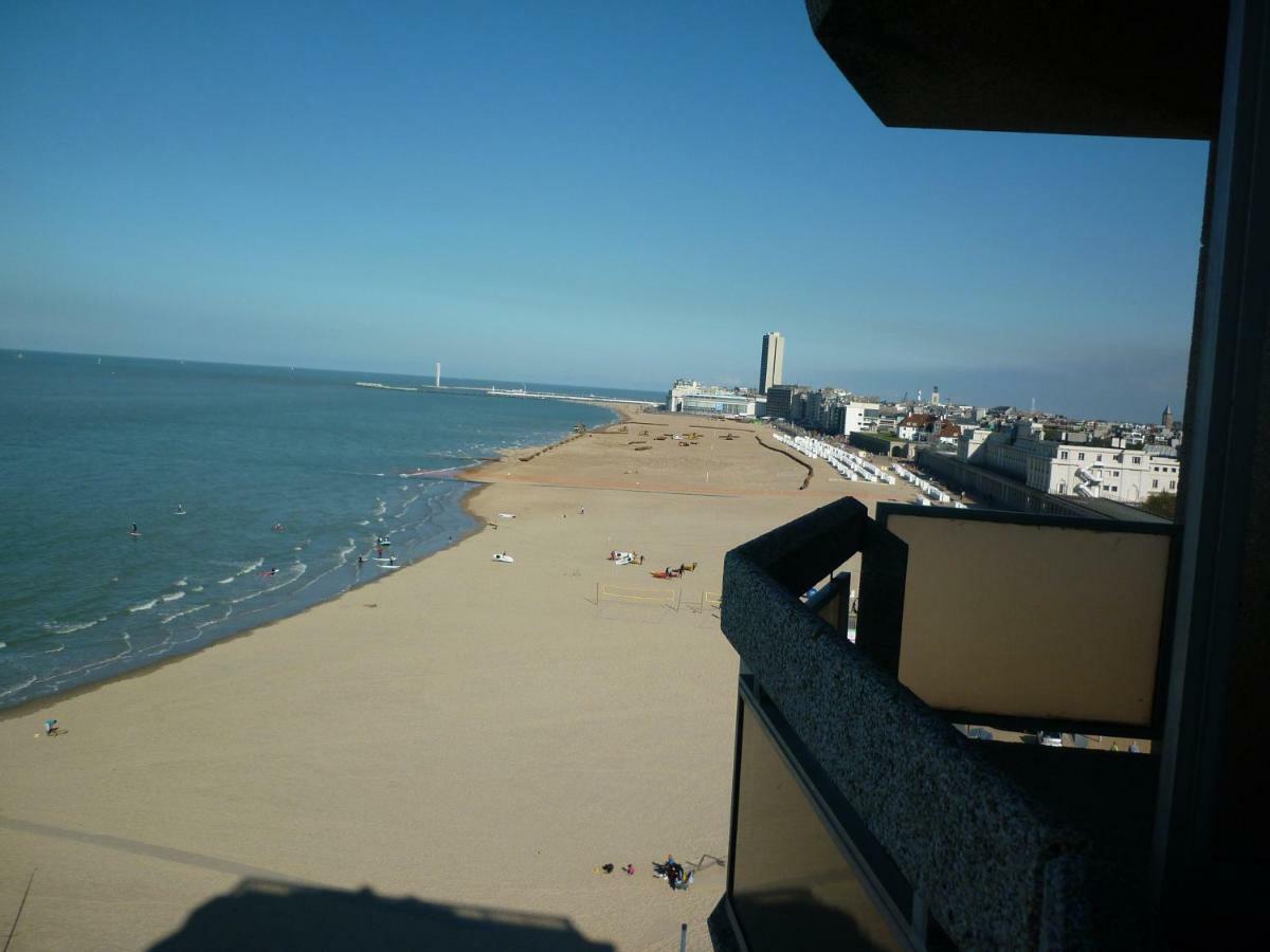 Residentie Aldis Met Zeezicht Leilighet Oostende Eksteriør bilde